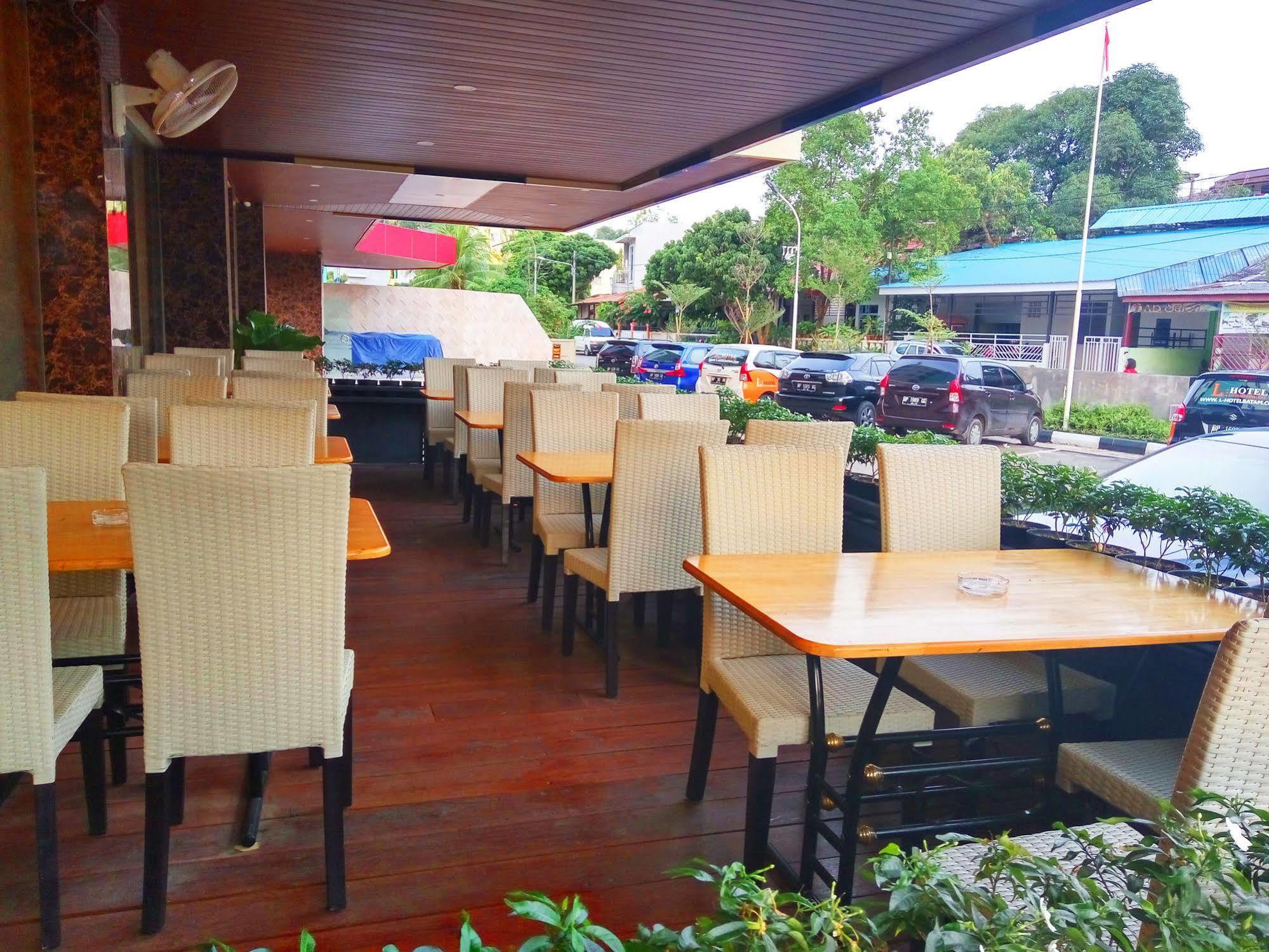 Hotel The L Entertainment Batam