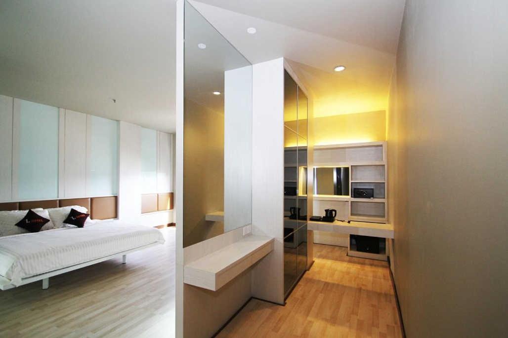 The L Entertainment Hotel Batam